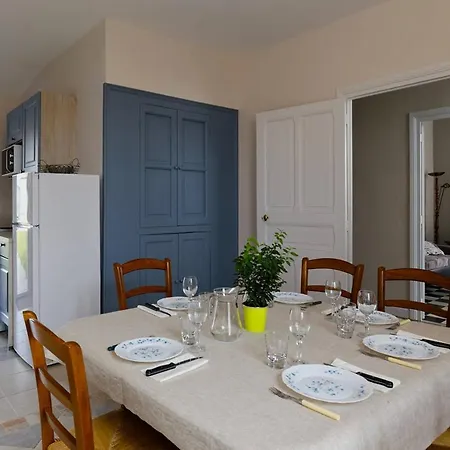Le Cachet D'une Maison De Centre-bourg A Holiday home Beauvoir-sur-Mer