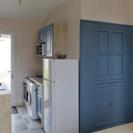Holiday home Le Cachet D'une Maison De Centre-bourg A