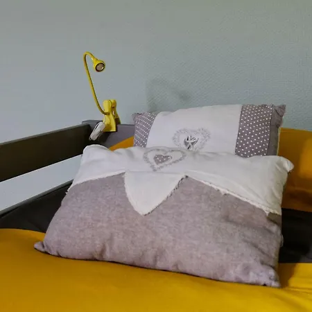 Holiday home Le Cachet D'une Maison De Centre-bourg A *