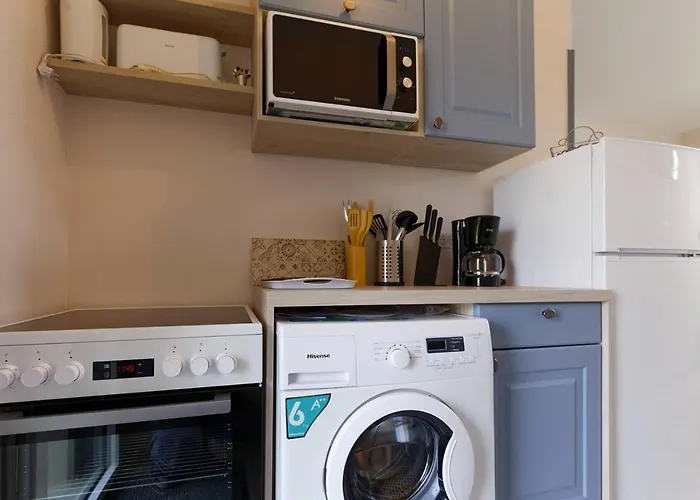 Дом отдыха En Plein Centre, Jolie Maison Pour 6 Avec Jardin