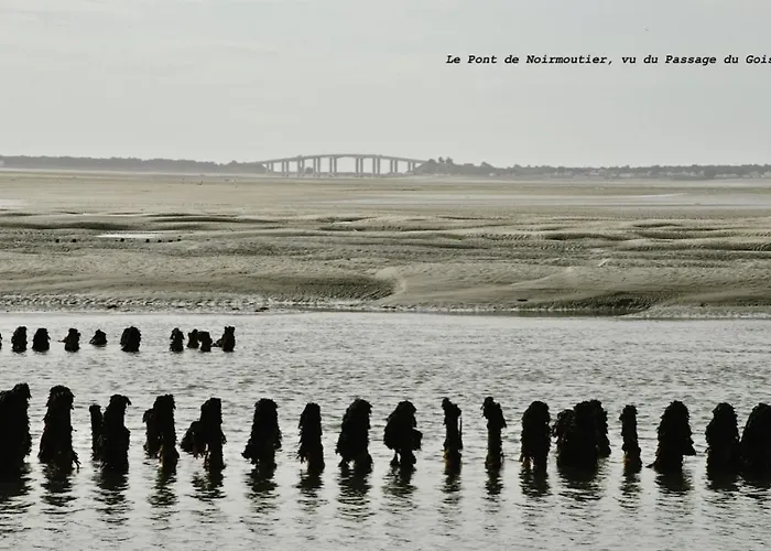 En Plein Centre, Jolie Maison Pour 6 Avec Jardin